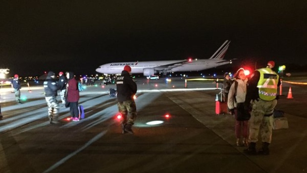 Air France uçağı Montreal'e zorunlu iniş yaptı