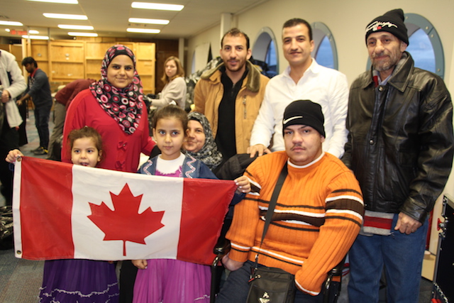 Suriye'den sonra yüzleri Kanada'da güldü..
