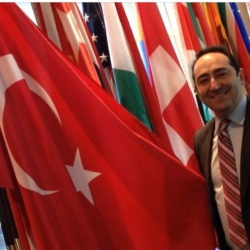 İlk Defa Bir Türk..