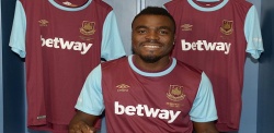 West Ham Emenike'yi kiraladı
