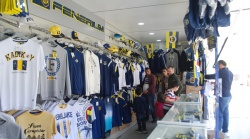 Taraftarın tercihi lisanslı ürünler..