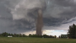 Kanada'da dev hortum!..