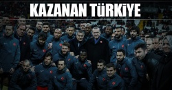 Futbolun yıldızları 'teröre karşı' tek yürek oldu