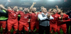 Fatih Terim: Yunanistan'a karşı mor giyeceğiz 