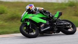 Sofuoğlu yine kazandı...