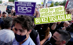 Justin Trudeau taşlı saldırıya uğradı