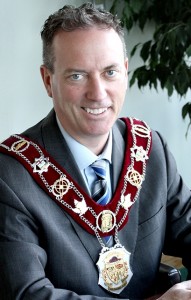 Mayor_Clugston_comm_profile